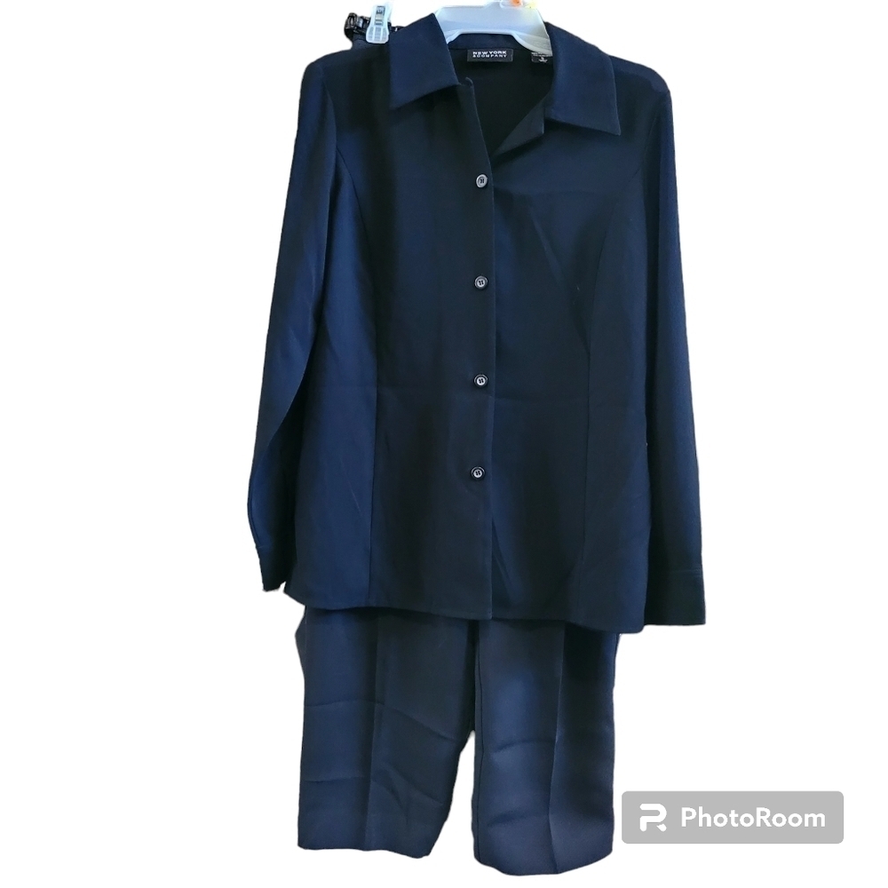 Black Pantsuit Small Top / 8 Petite Pants Work Coordinated Set